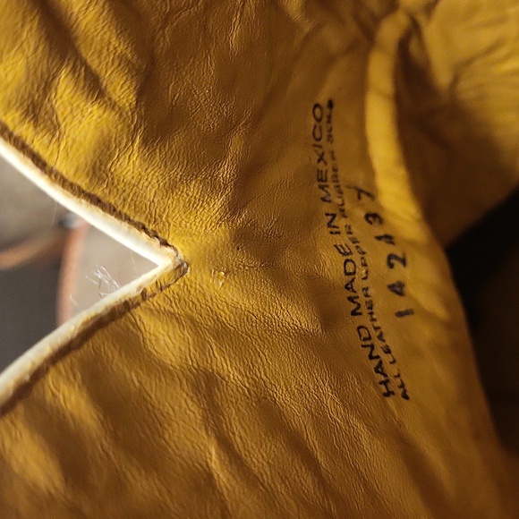 Tin Haul. "Toasting a gnarly shark"  Like brand new. - Picture 3 of 5